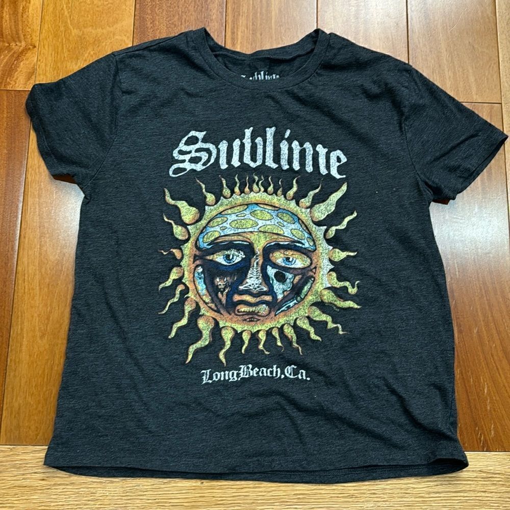 Sublime Black Flaming Sun Long Beach, CA band‎ Graphic T-Shirt Women's Size M